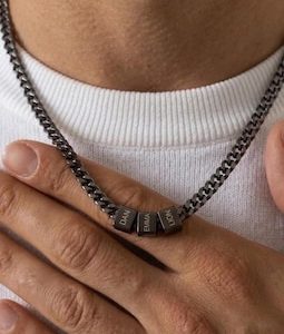 Custom Men Necklace With Family Name, Name Bead Chain Necklace, Dad Necklace from Daughter, Dad Gift, Personalized Gift, Christmas Day Gift